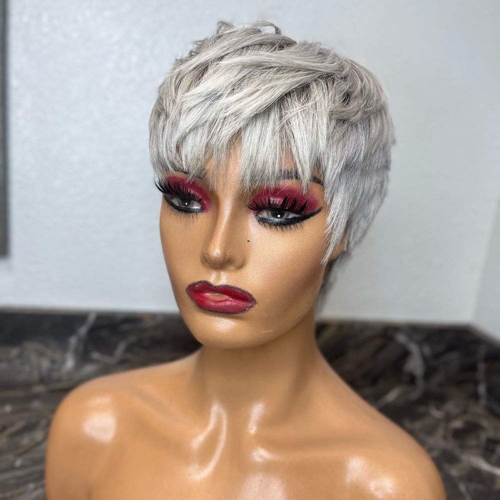 Silver Short Cut Wig